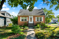 1001 Dunton